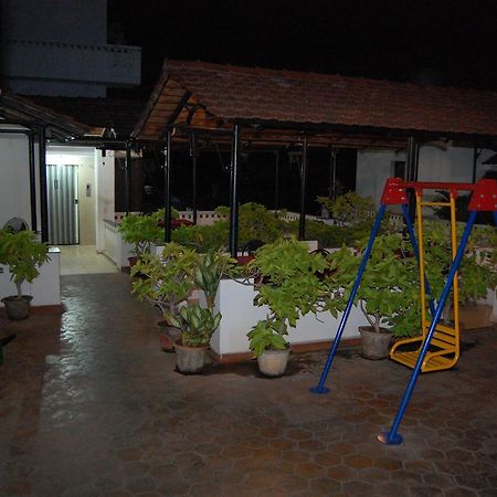 מלון Nāgercoil Parvathi Residency מראה חיצוני תמונה