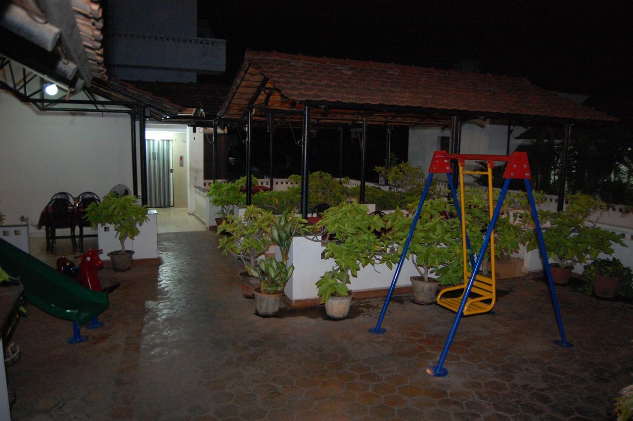 מלון Nāgercoil Parvathi Residency מראה חיצוני תמונה